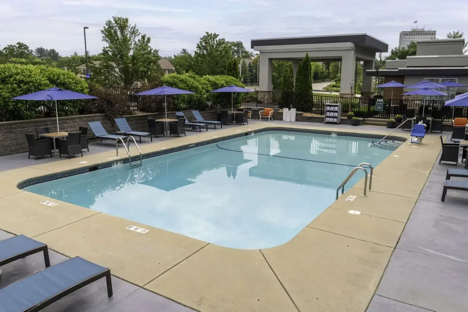 Hampton Inn By Hilton Manchester