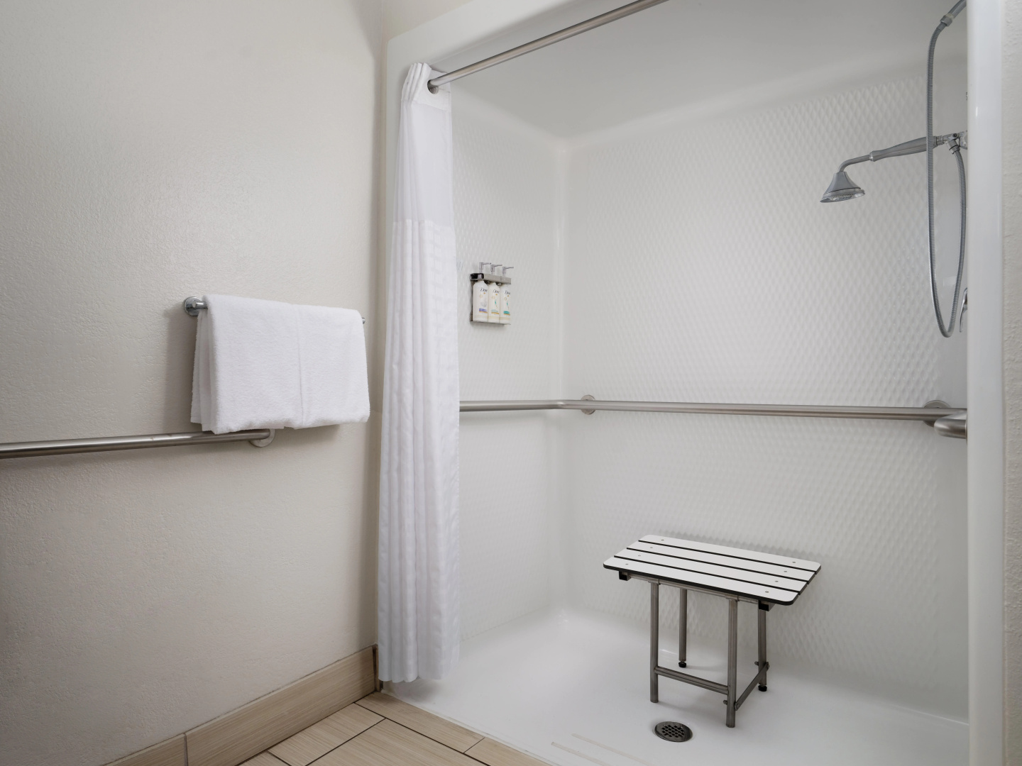 Holiday Inn Express & Suites New Orleans Airport South by IHG