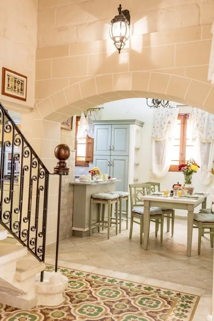 Tieqa Hamra Charming House