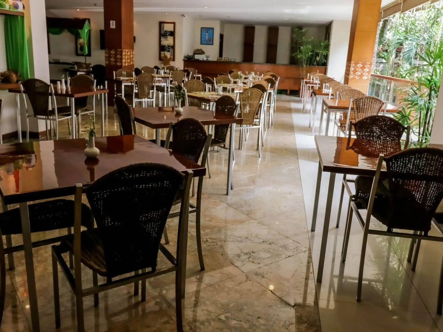 Papyrus Tropical Hotel