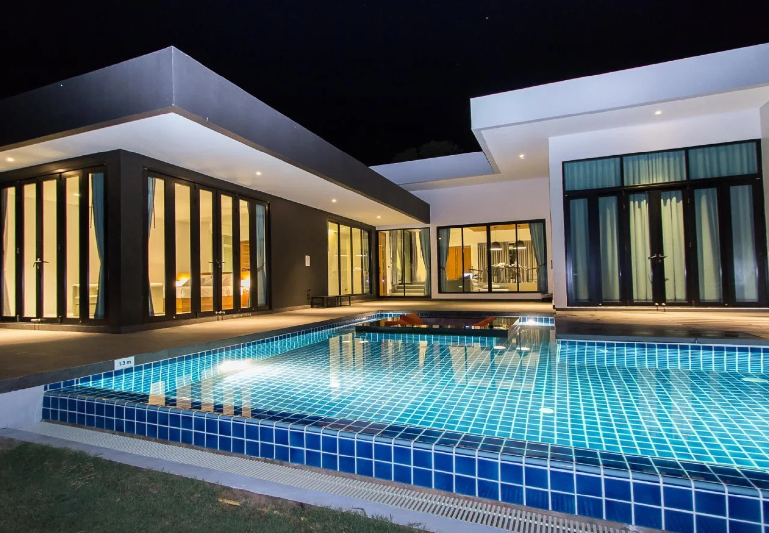 Sunshine Paradise Resort