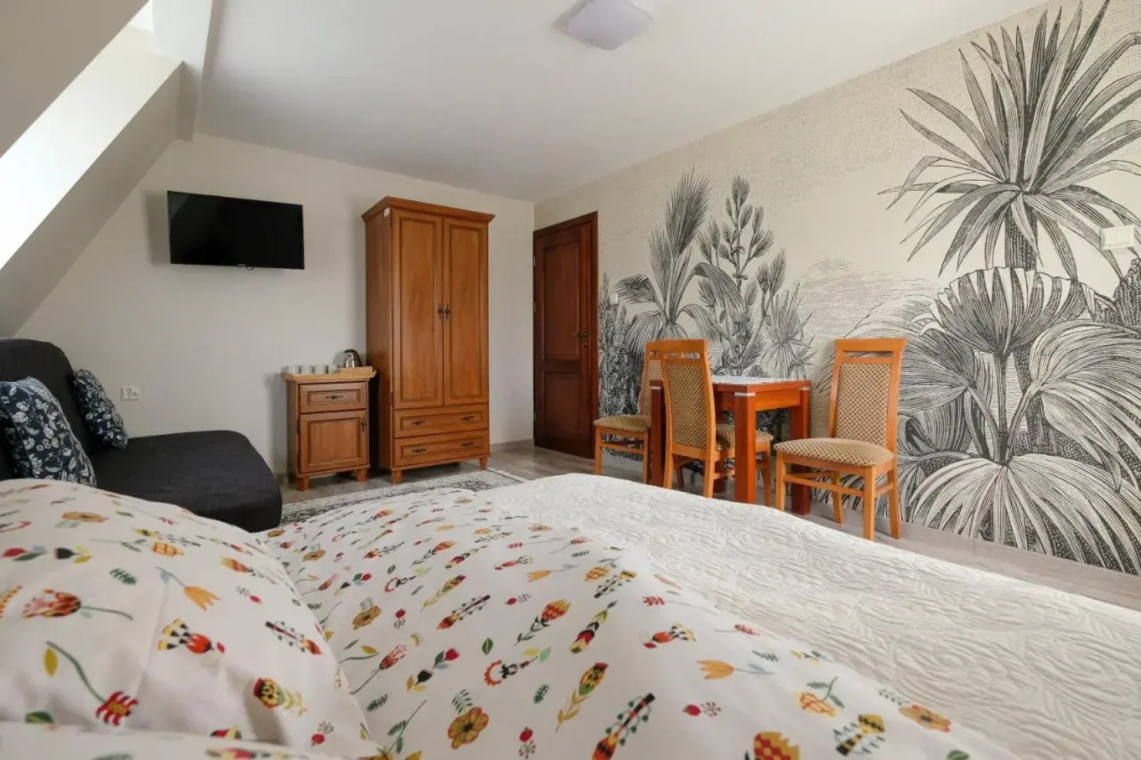 Willa Irys z basenem