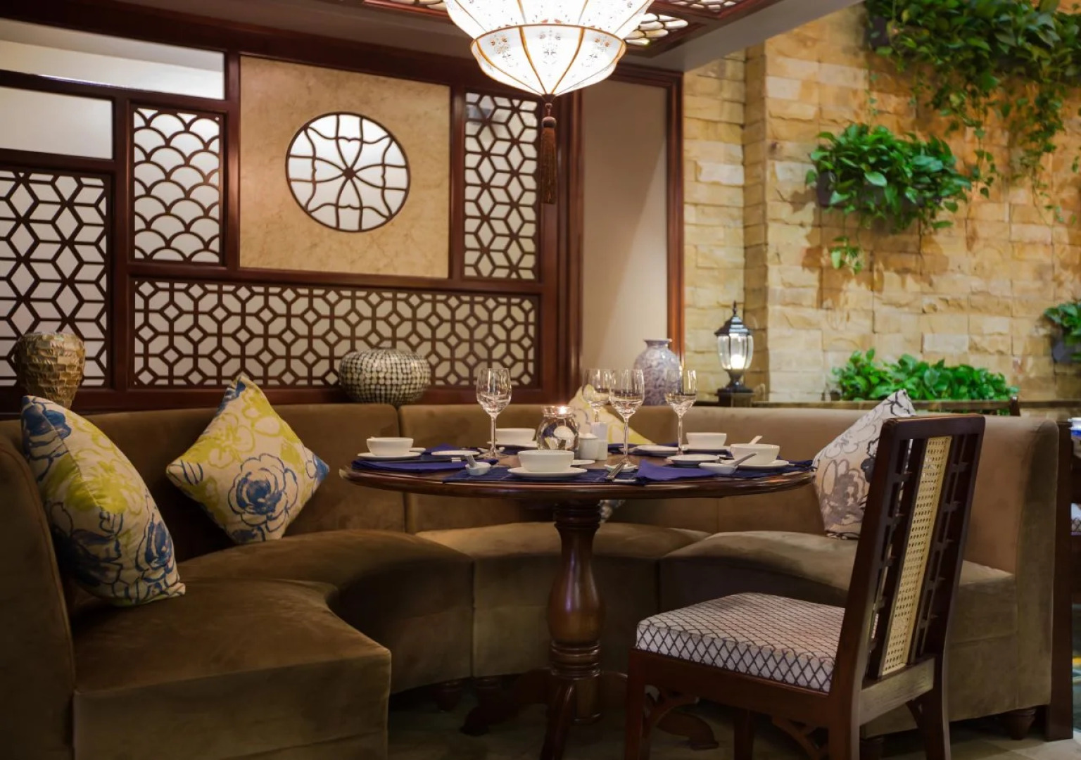 Oriental Suites Hotel & Spa