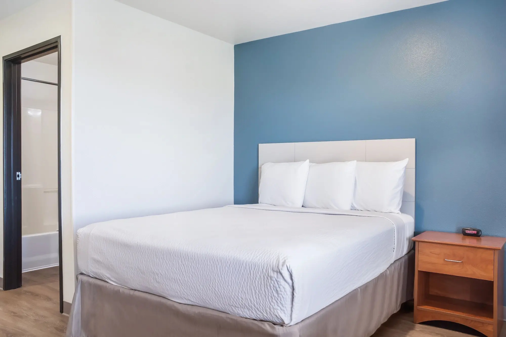 WoodSpring Suites Conroe