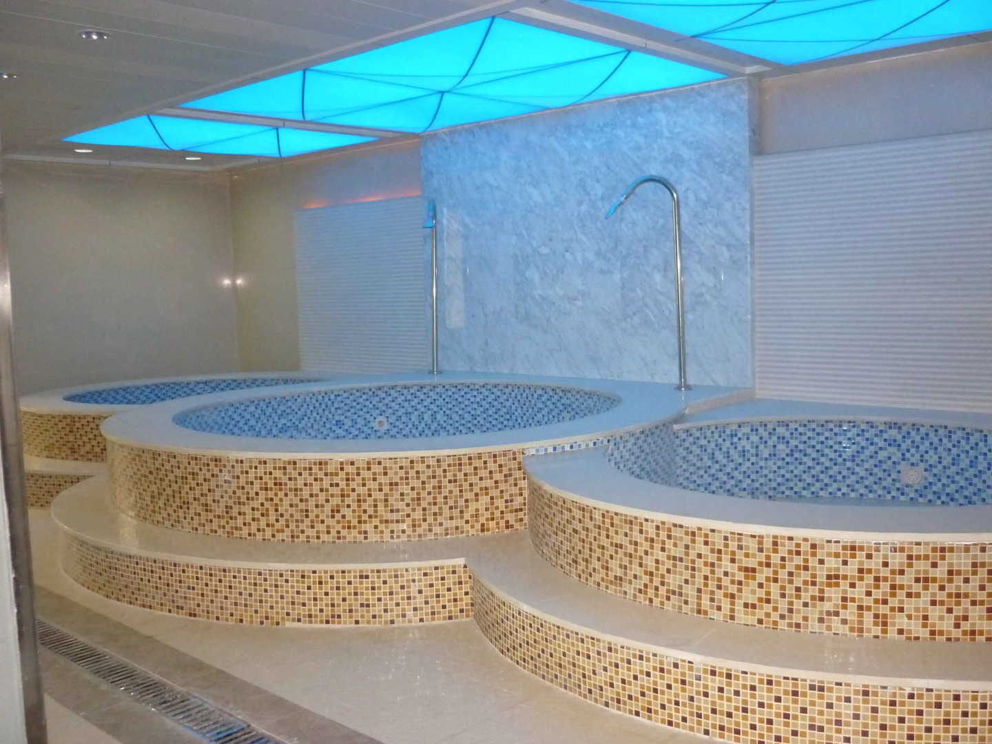 Taiyuan YueJia Hotel