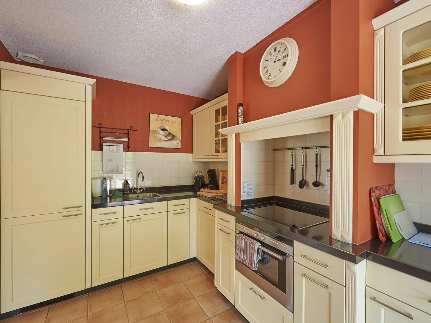 Attractive holiday villa on the Sainte Baume massif