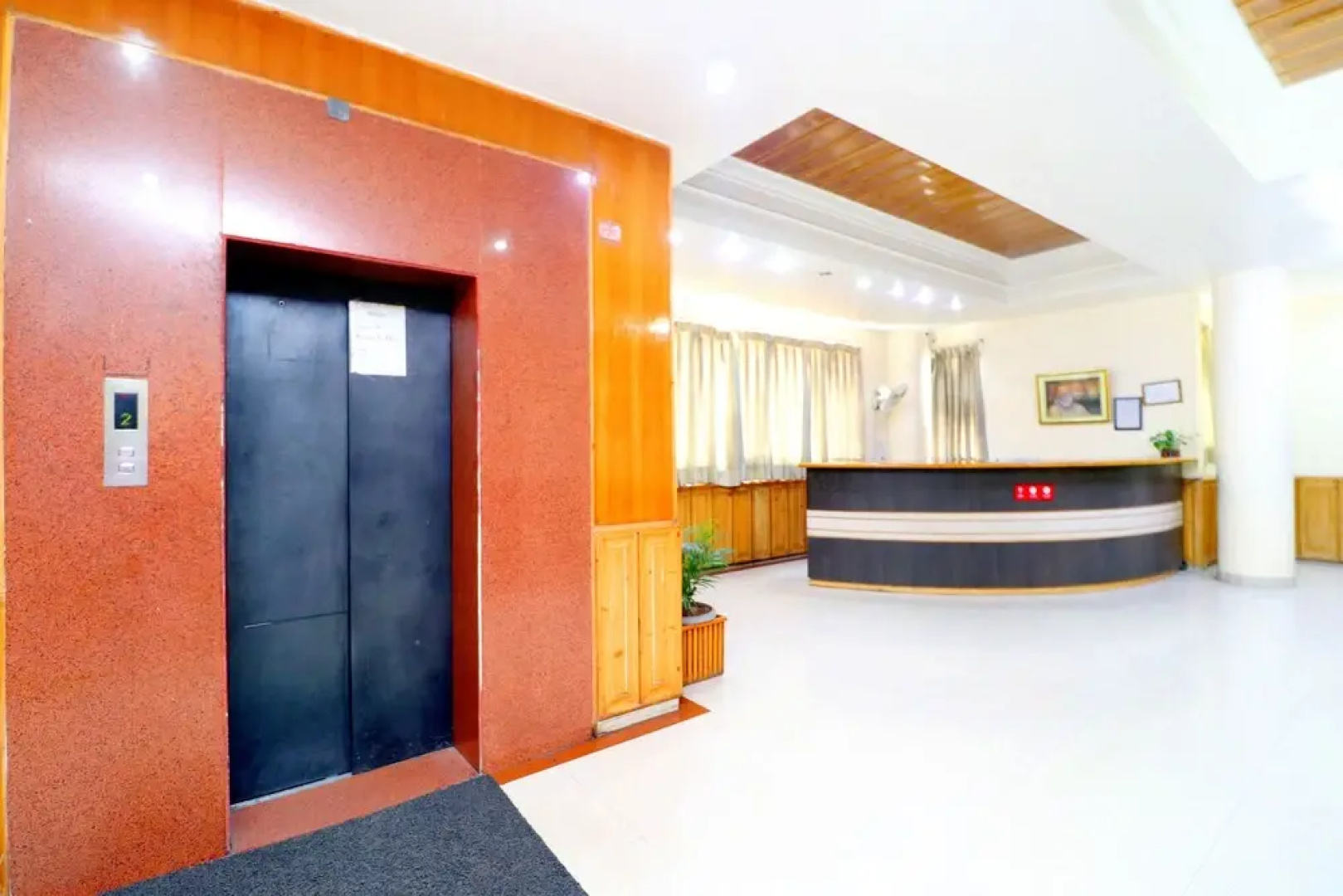 OYO 43237 Hotel Park Inn