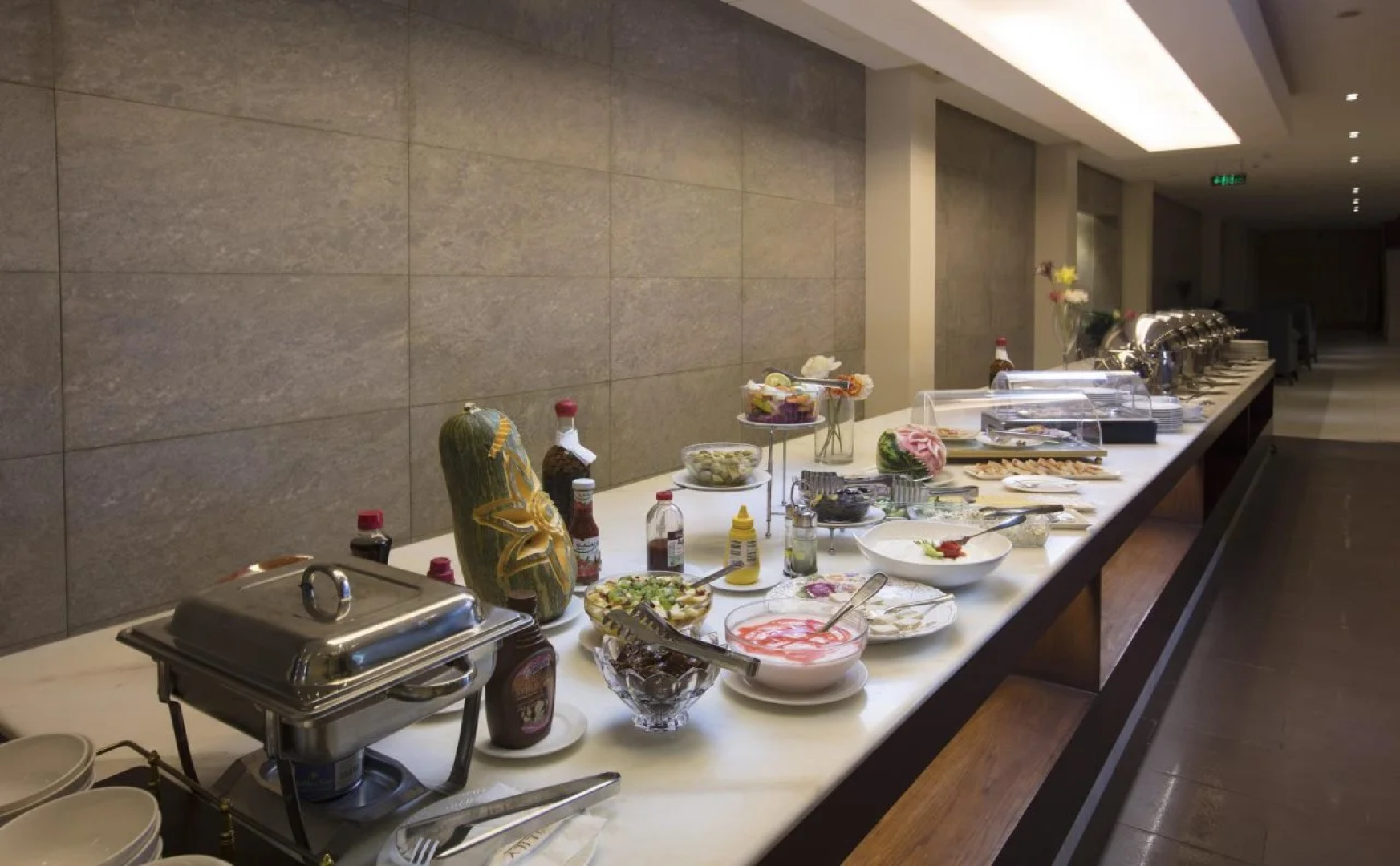 Grand Lily Hotel Suites