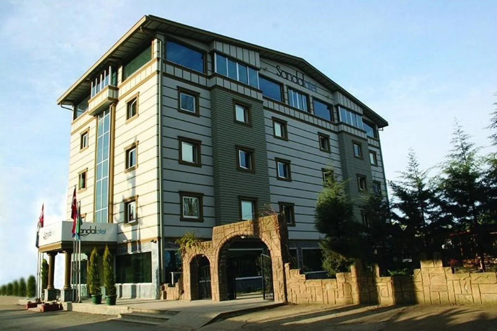 Отель Green Palace Suite 