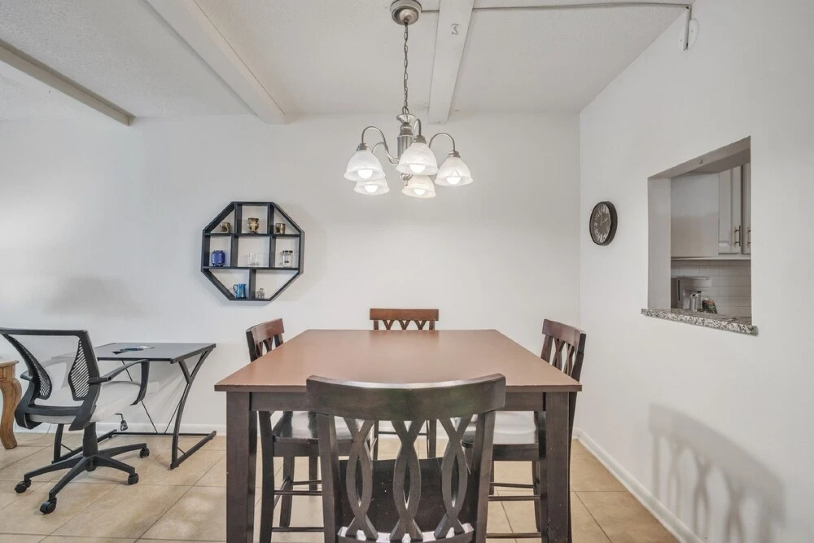 Charming 1br Apt In Eustis! 1 Bedroom Apts by RedAwning