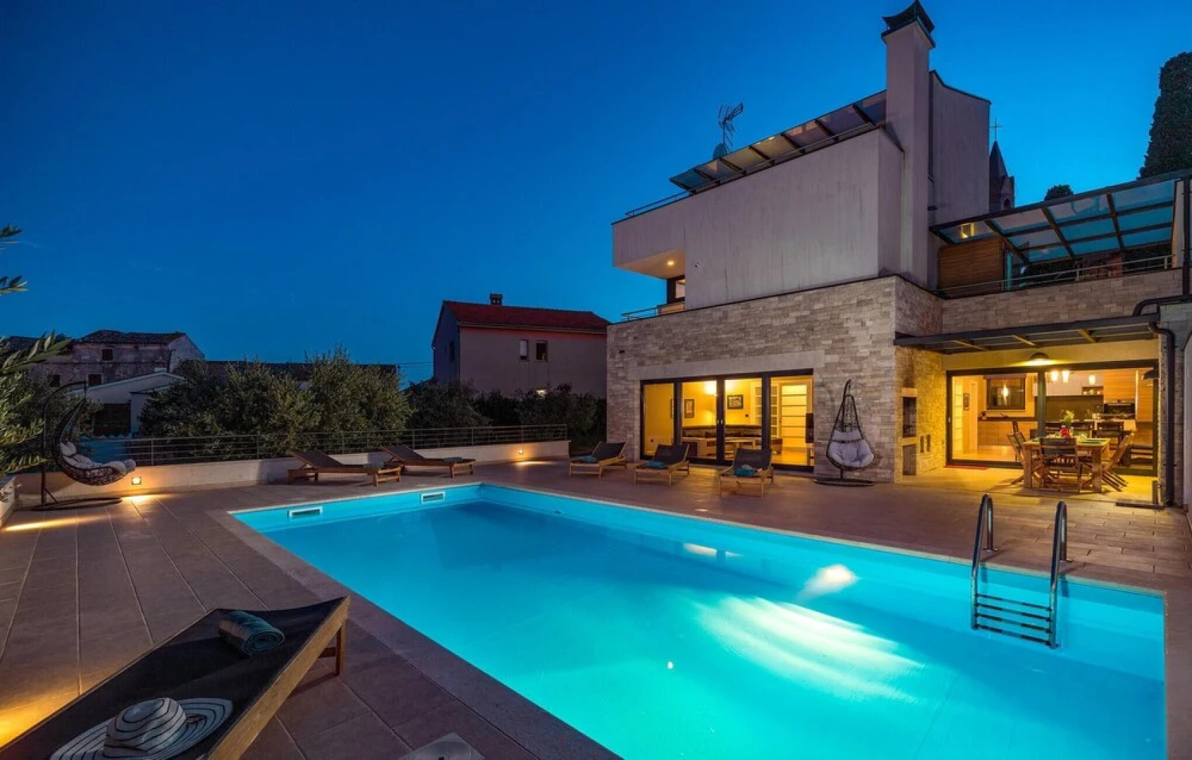 Awesome Home in Valtura with Hot Tub, WiFi & 3 Bedrooms