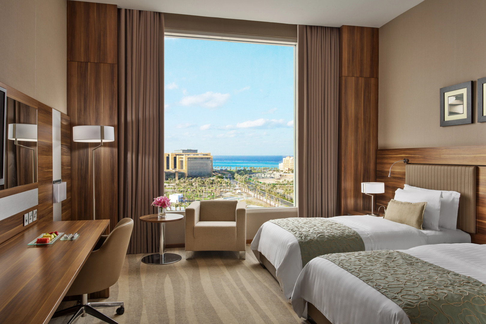 Bay La Sun Hotel & Marina