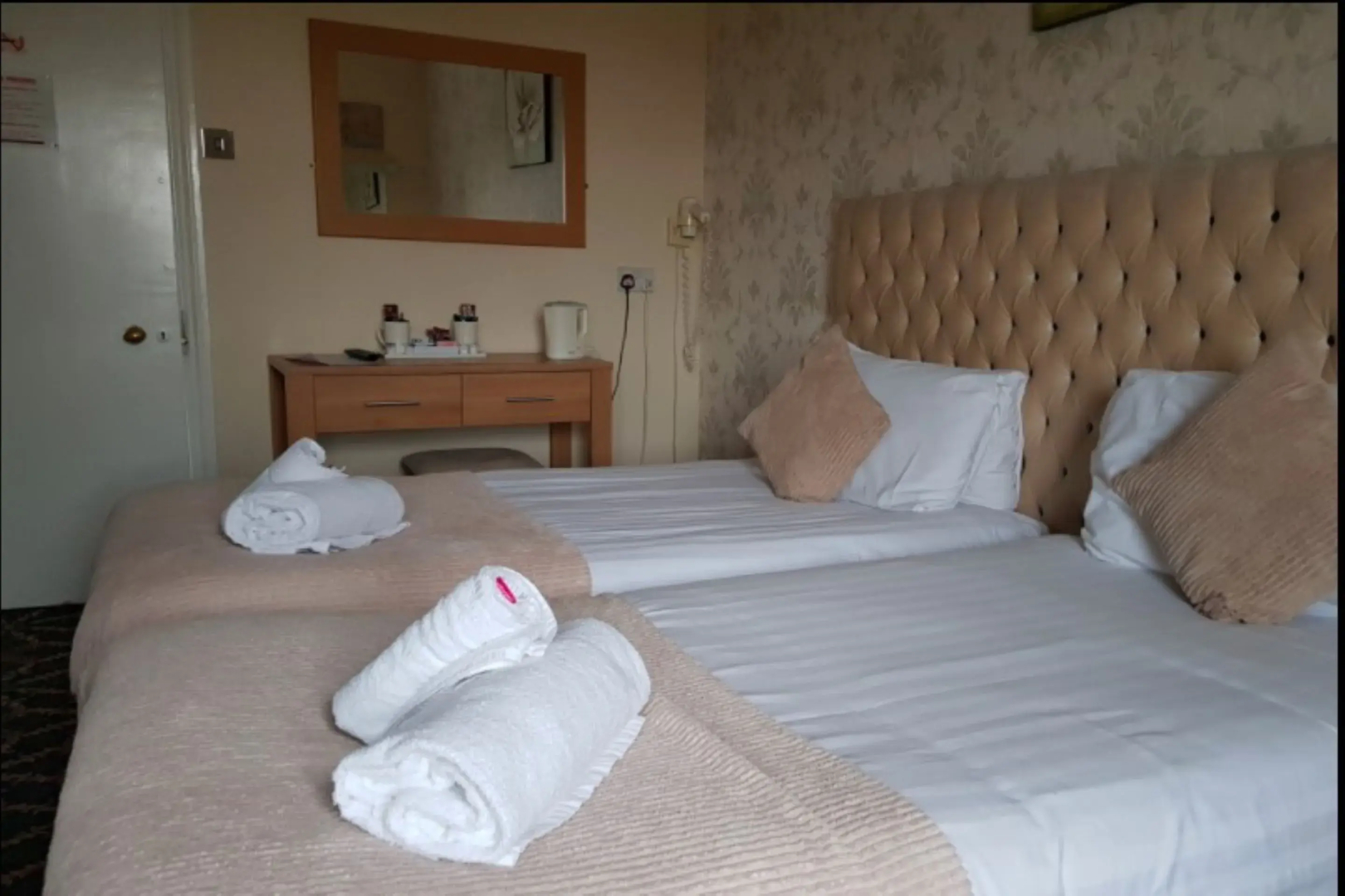 Wentworth House Hotel