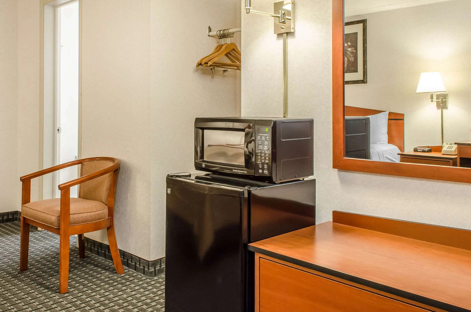 Rodeway Inn State College - near University