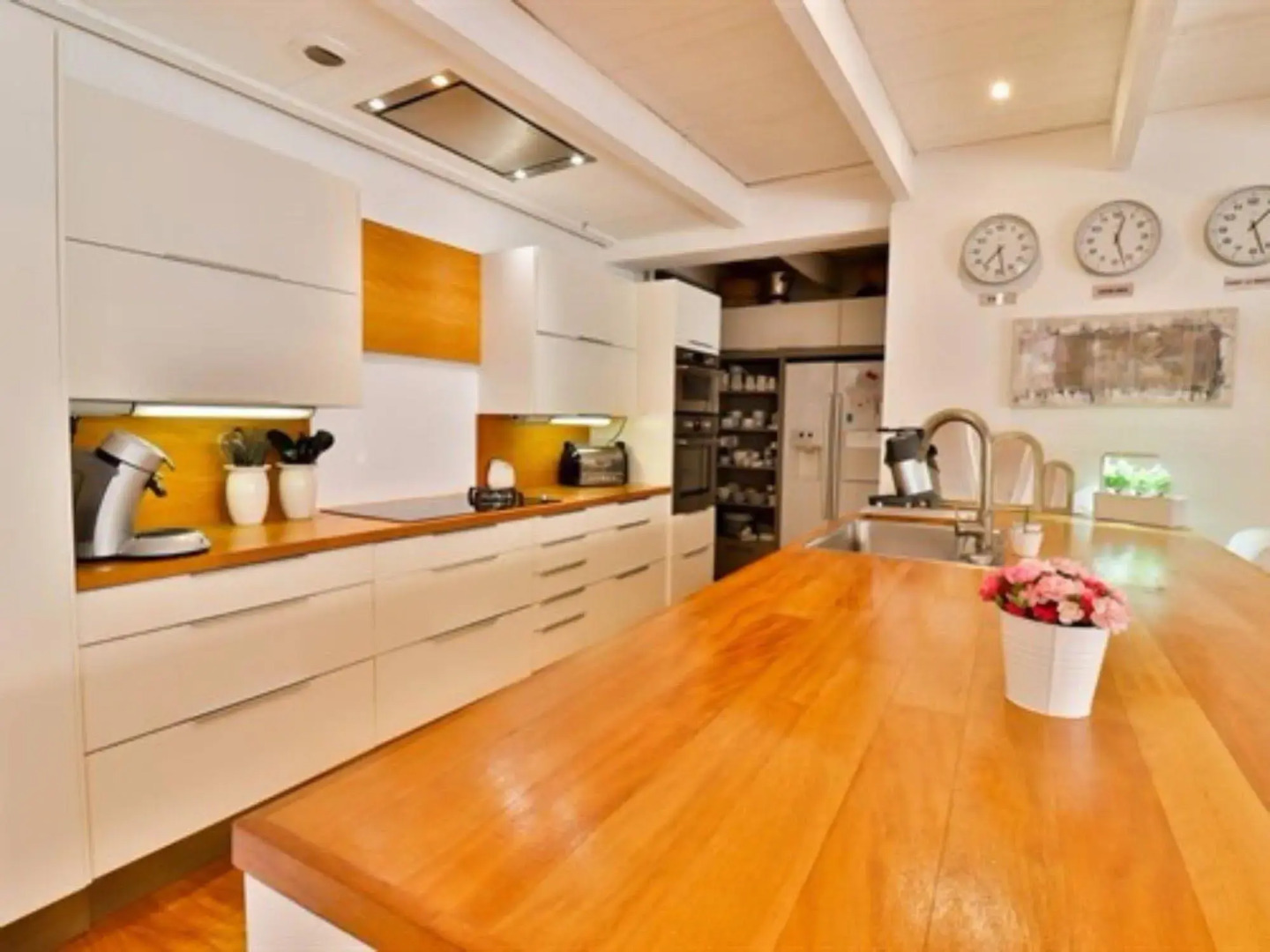 Les Chambres dHôtes du Grand Mornas