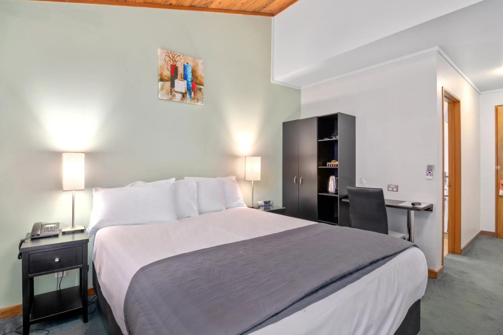 Riverside Hotel Marlborough