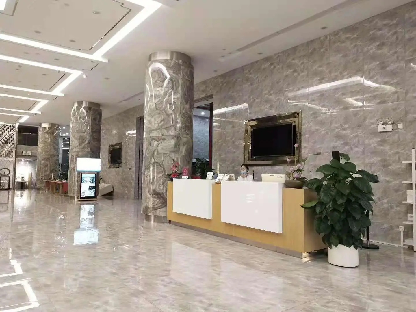 Eastone Vegetarian Culture Hotel