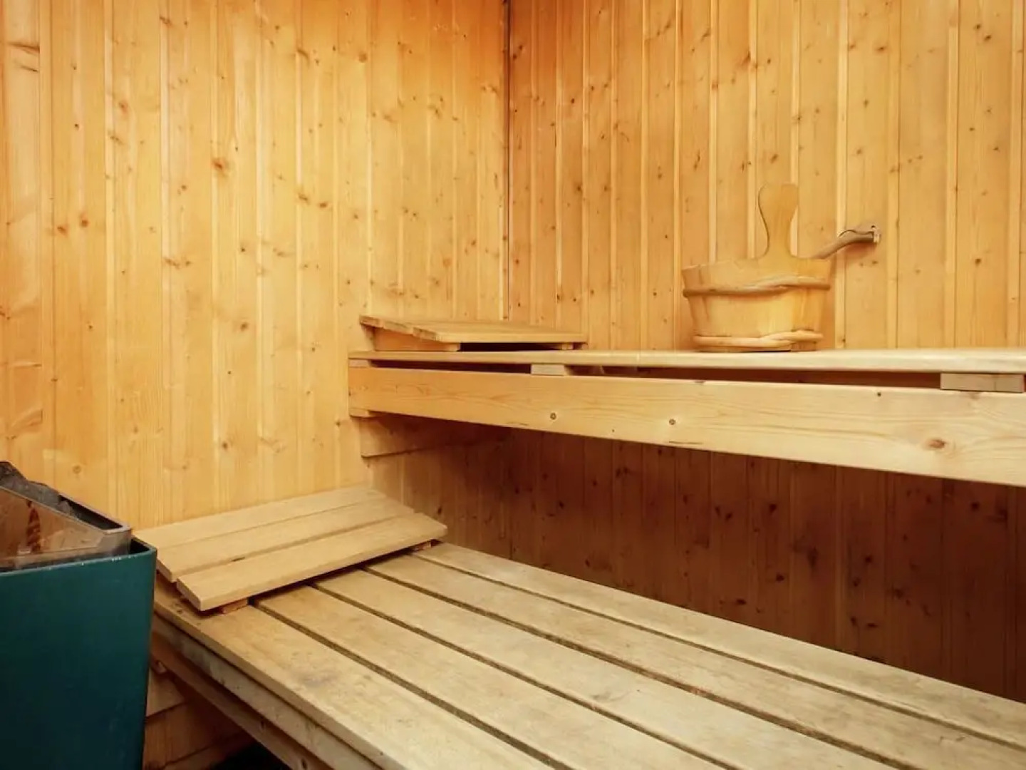 Sol Battire & A Tchape Mele