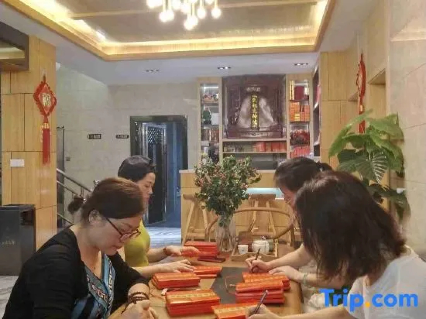 Hengyang Yannian Yisu Homestay (Nanyue Hengshan Scenic Area)