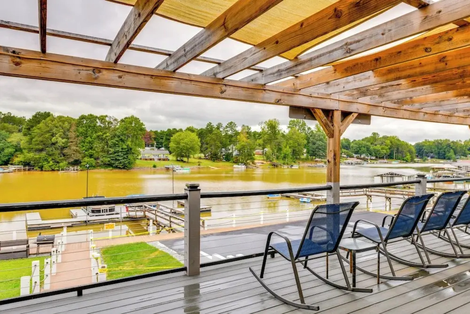 Pool Access + Views: Serene Cottage at Lake Norman