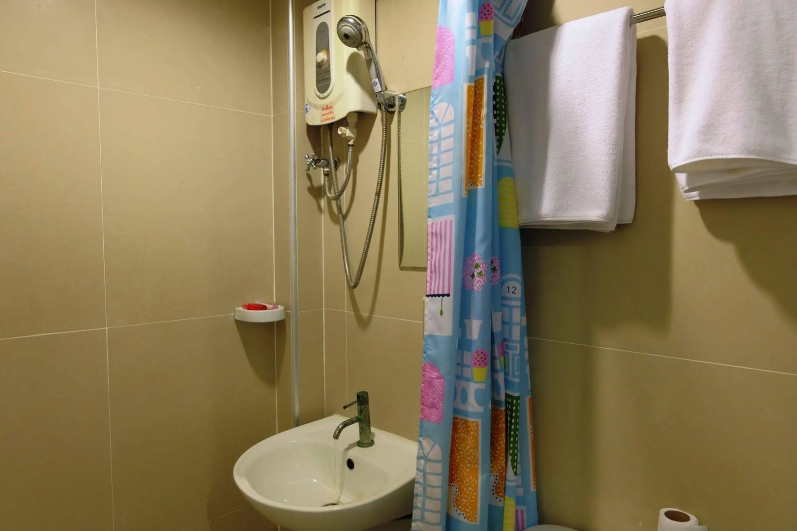 Take a Rest Hotel (Sukhumvit)