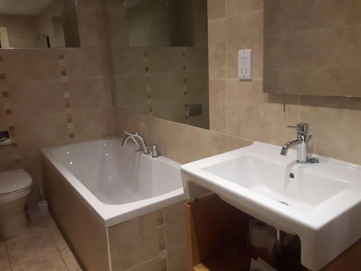 The Wheatsheaf Hotel