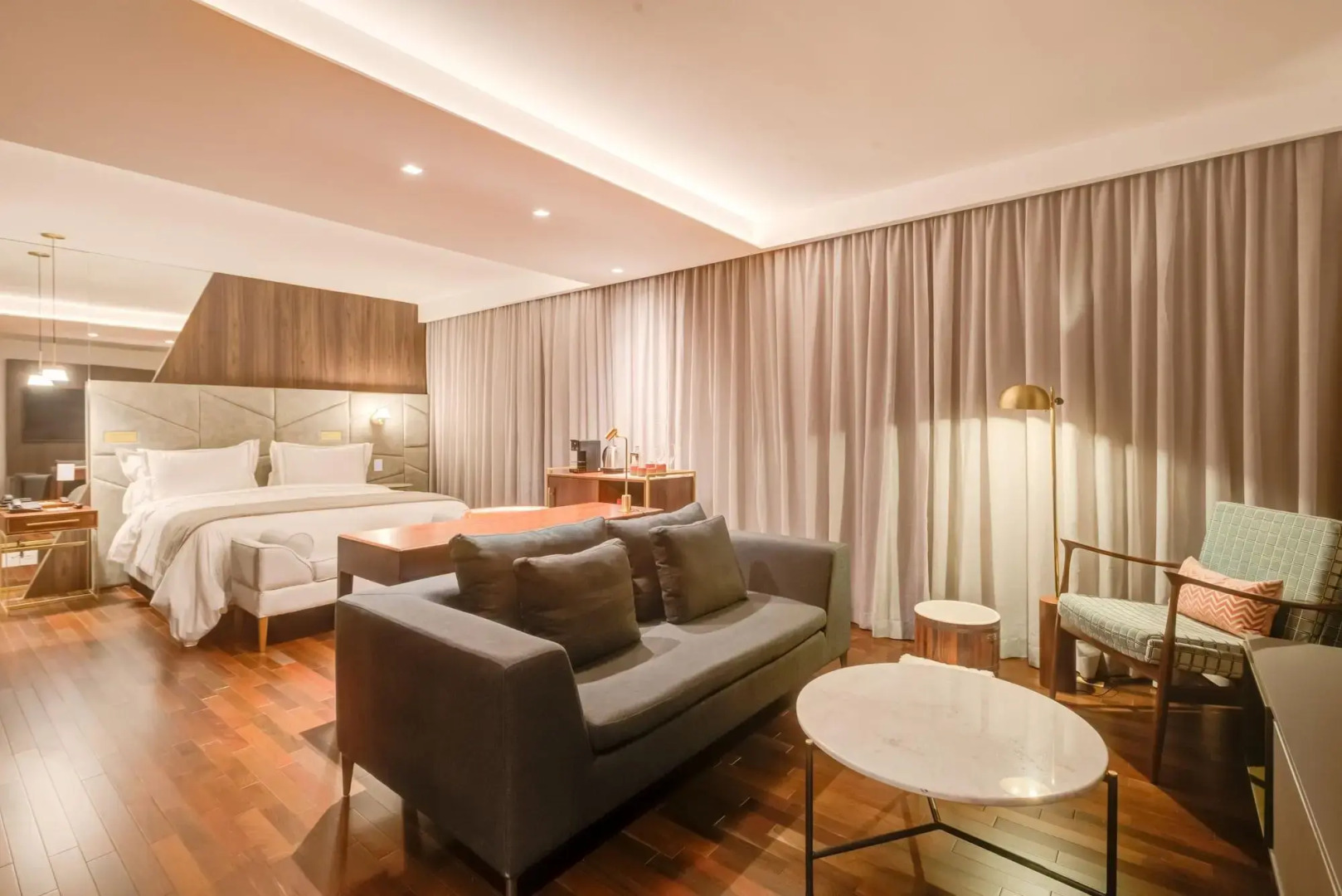 Qoya Hotel Sao Paulo Curio Collection By Hilton