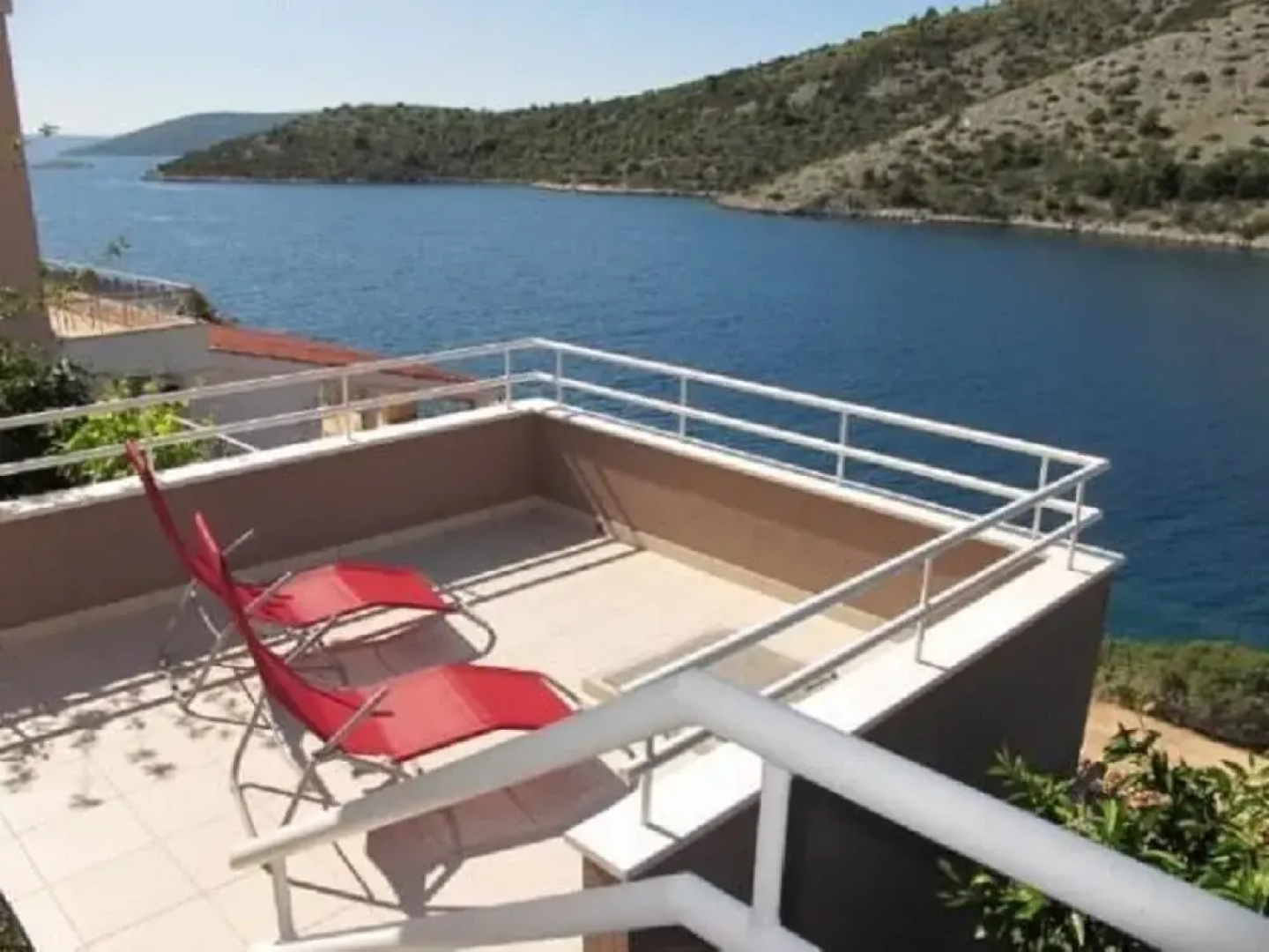 Ljubi - 20 m From Beach - A1