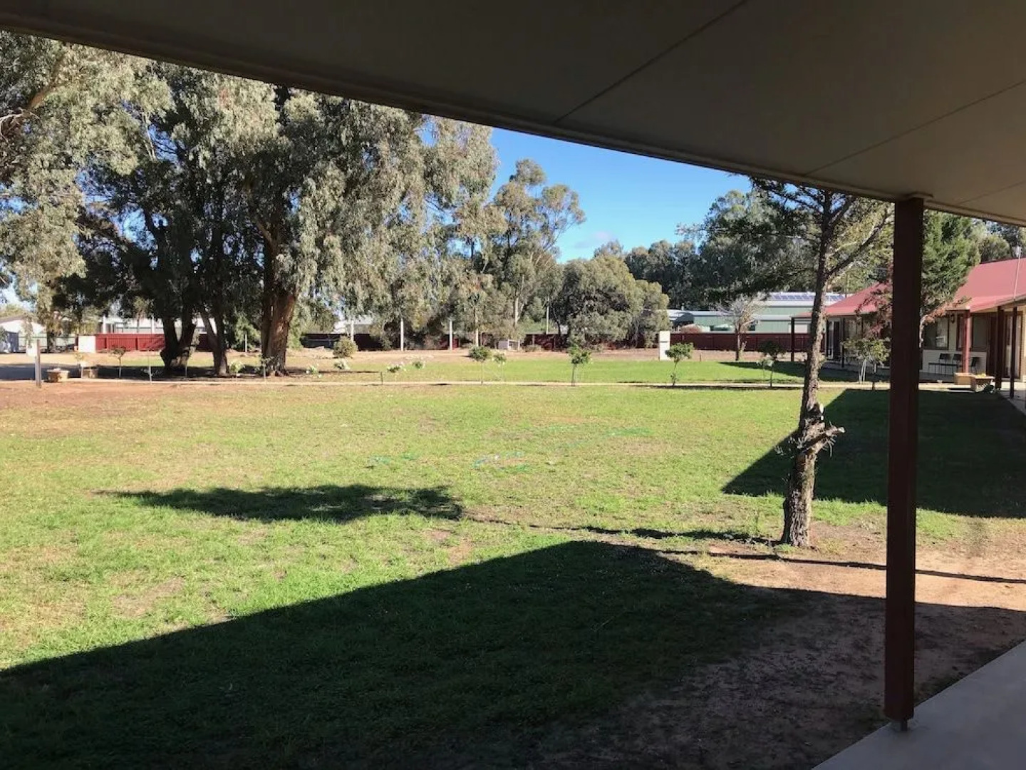 Outback Quarters Motel Hay