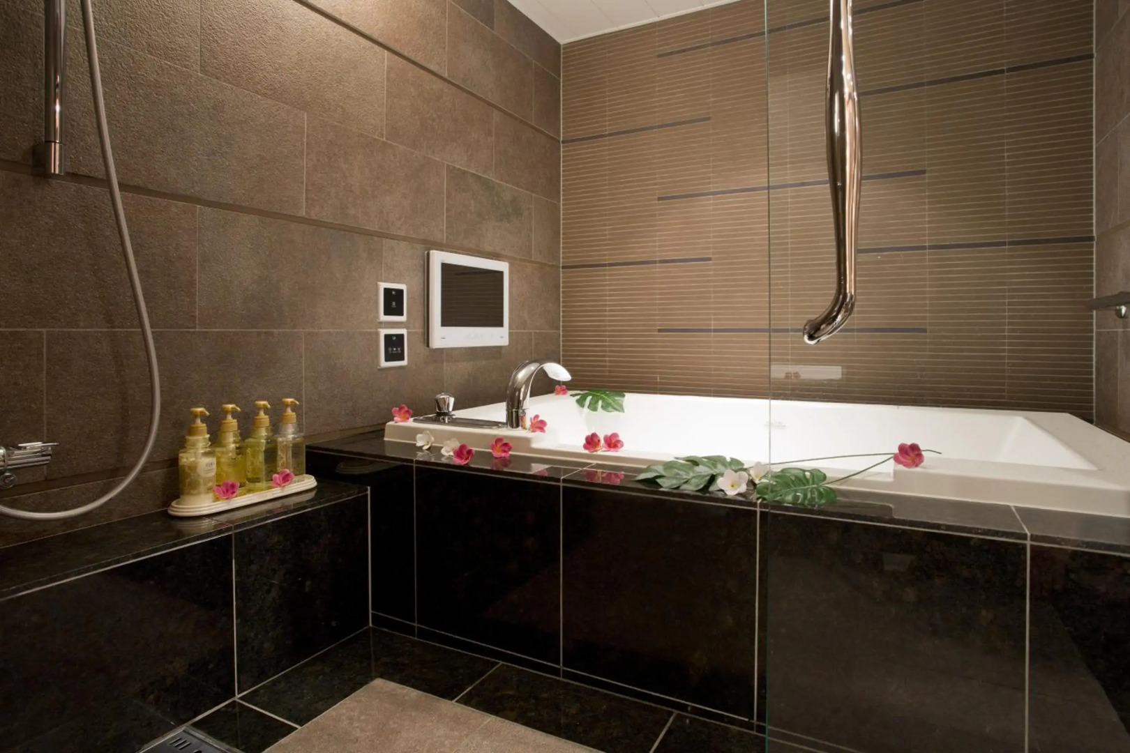 Hotel and Spa Lotus Modern – Adults Only