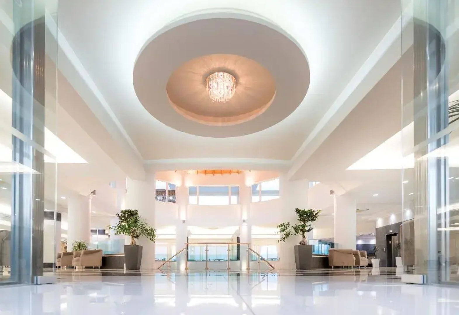 Grand Blue Beach Hotel