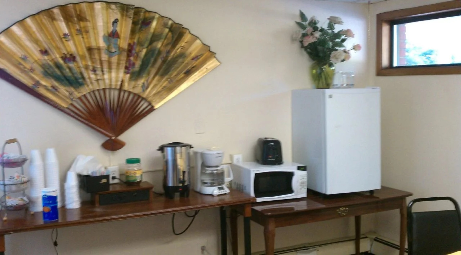 Americana Inn Farmingdale