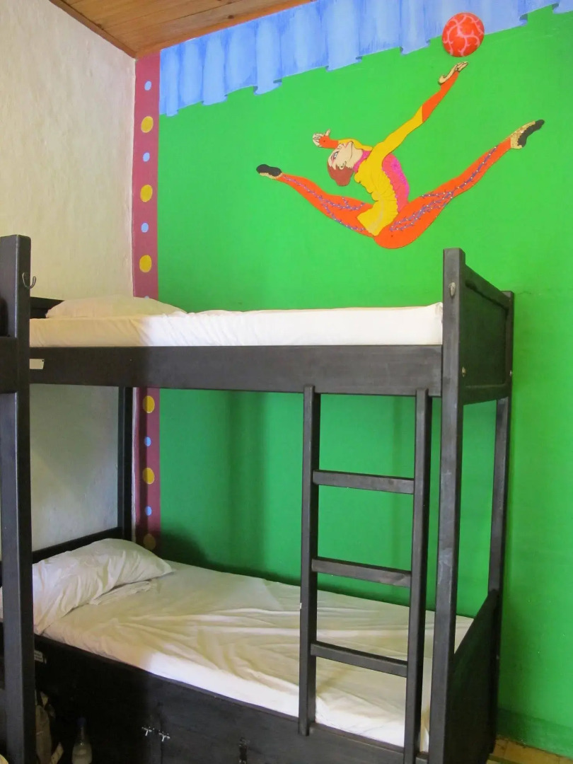Viajero Cali Hostel & Salsa School