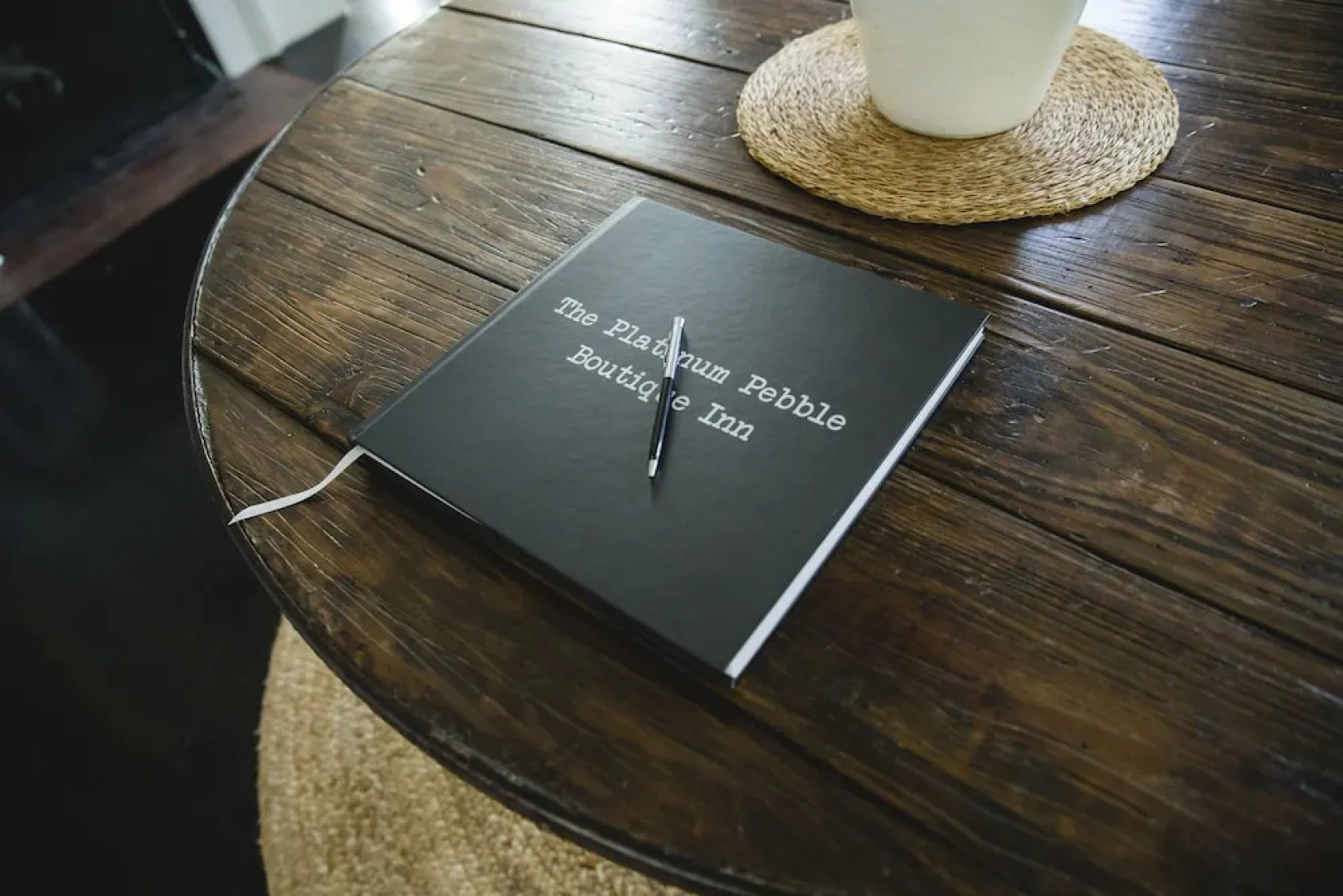 The Platinum Pebble Boutique Inn - Adults Only