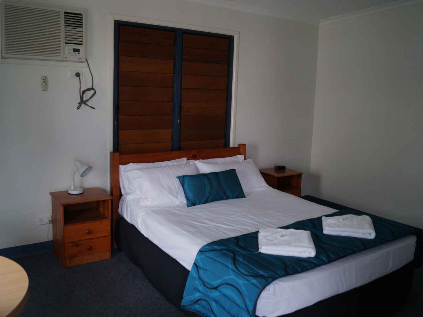 Tin Can Bay's Sleepy Lagoon Motel