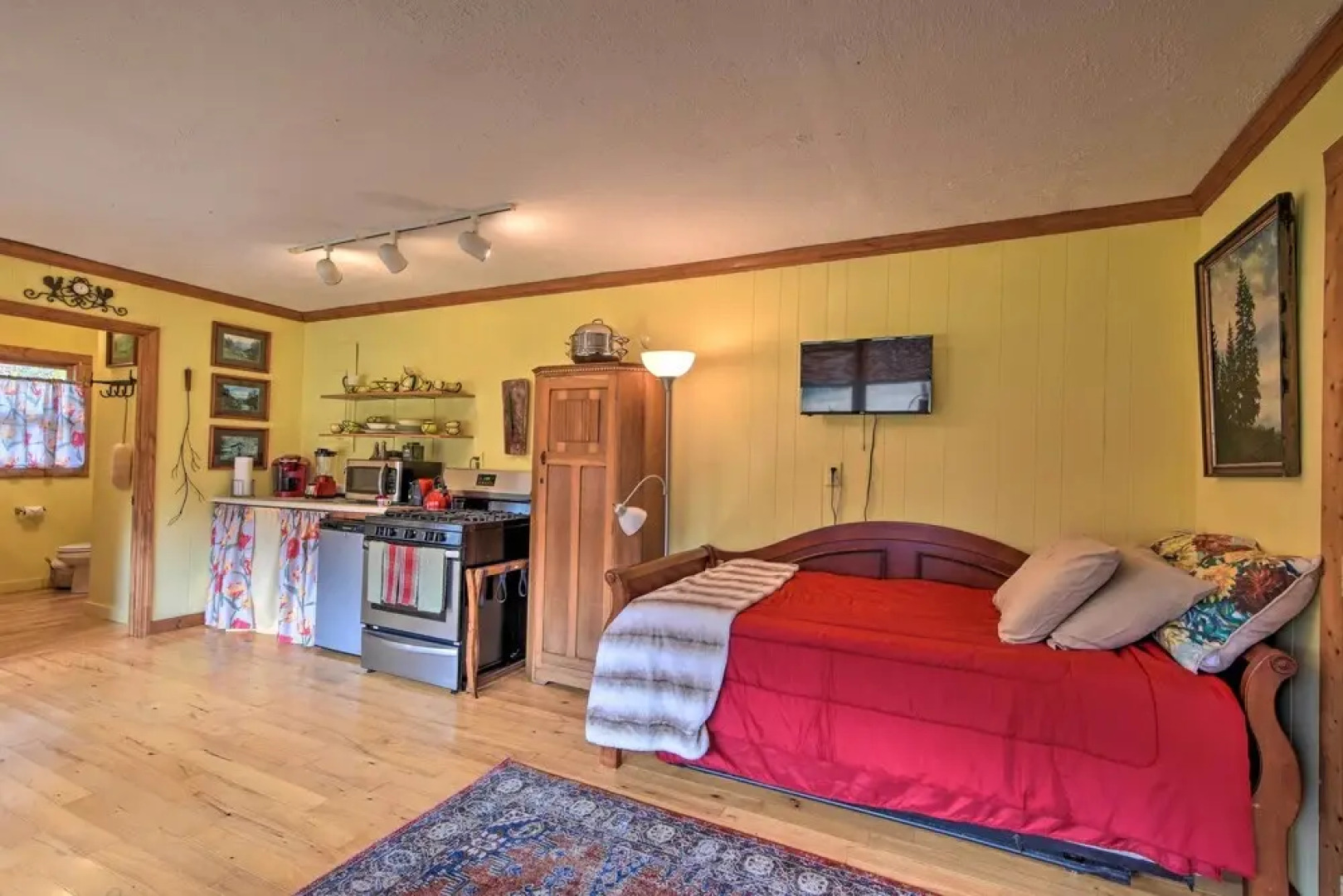 Forest Fantasy: Pet-friendly Smoky Mtn Escape!