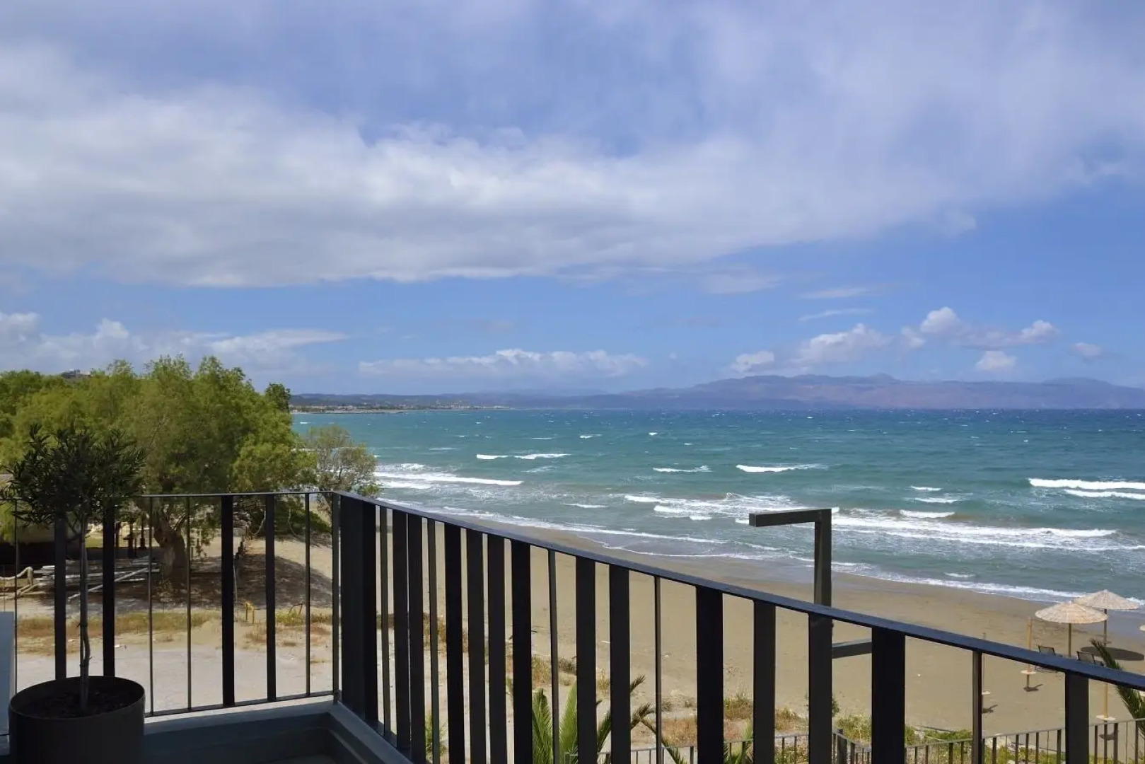 Elia Agia Marina Hotel