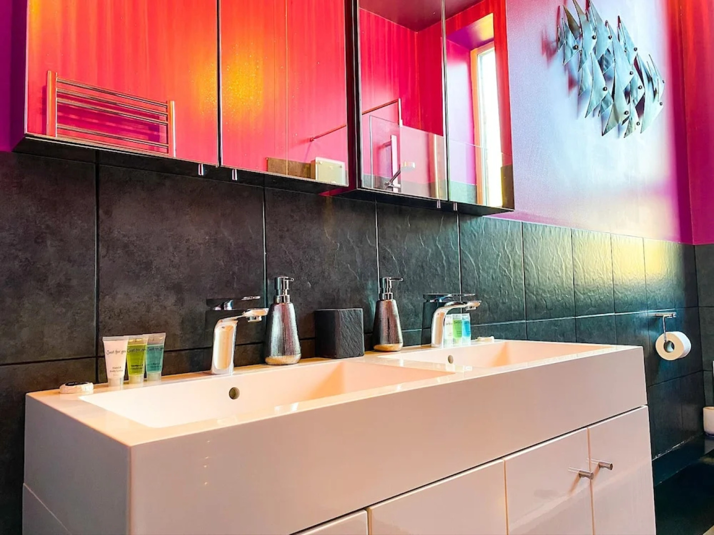 PHOENIX Executive Apartments