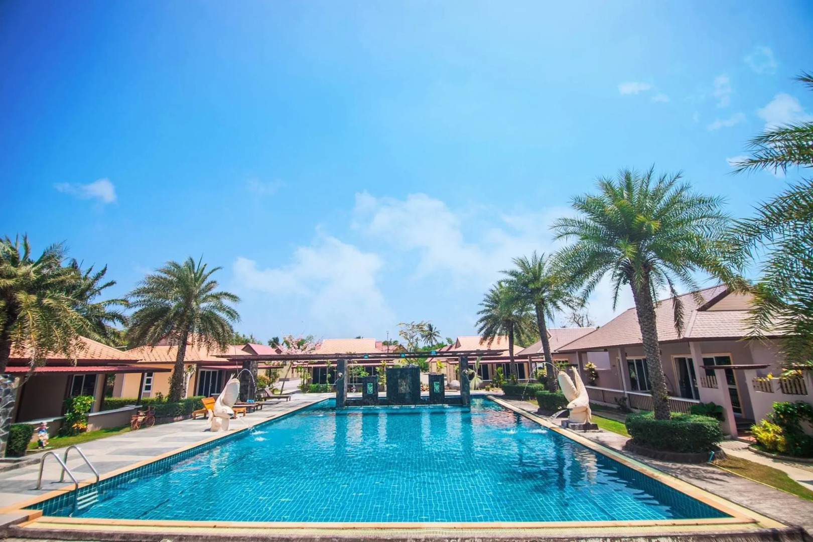 Pueanjai Resort and Restuarant