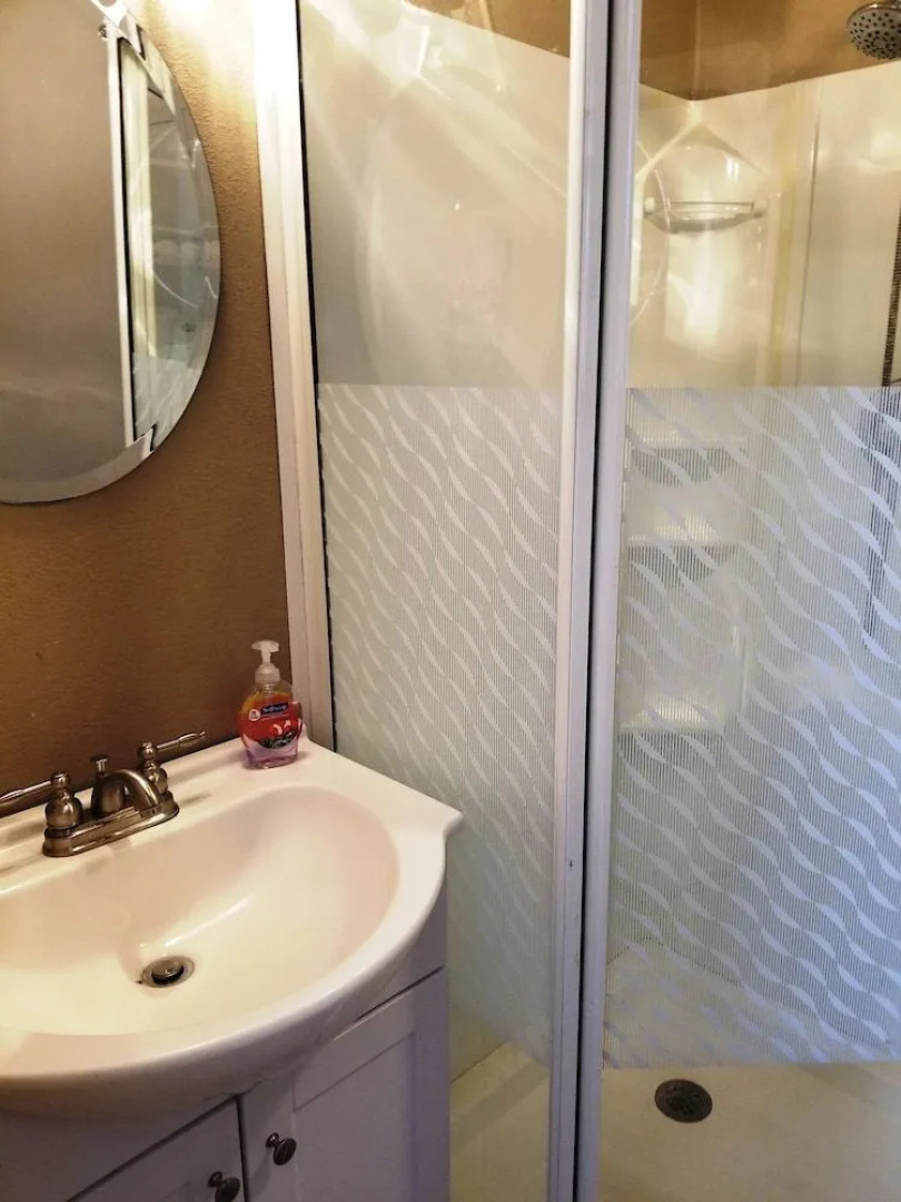 Come Friday Cottages on the Bay