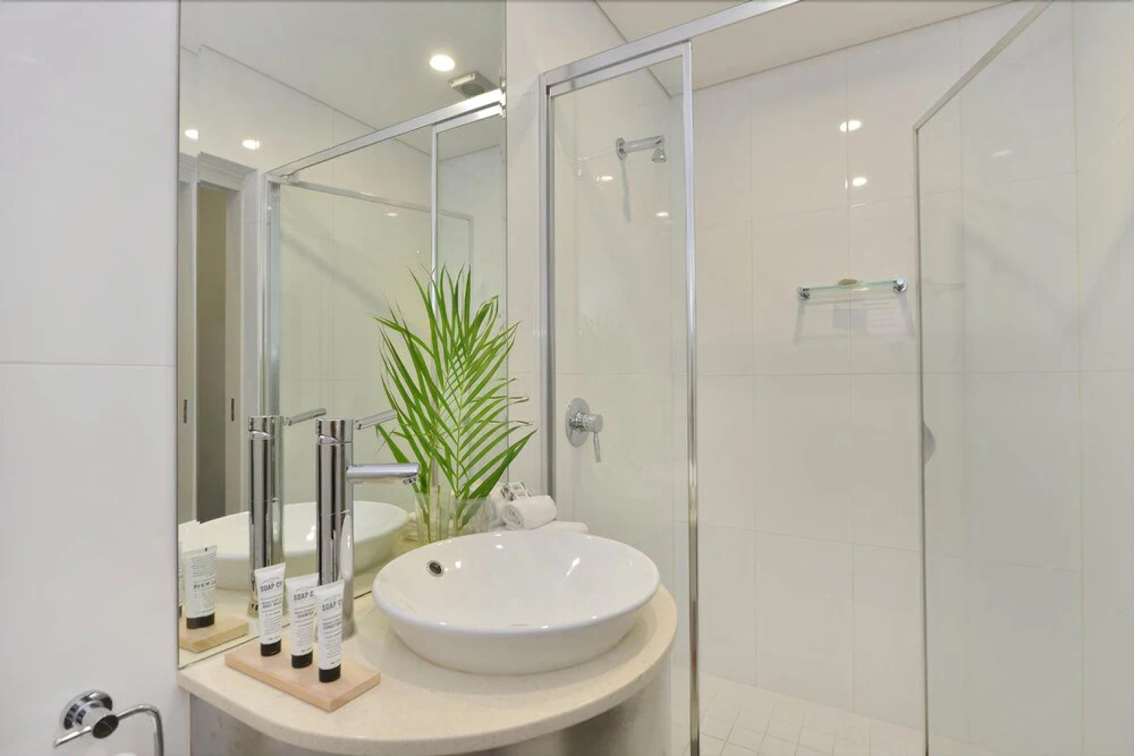 Absolute on Newell Luxury Beach House