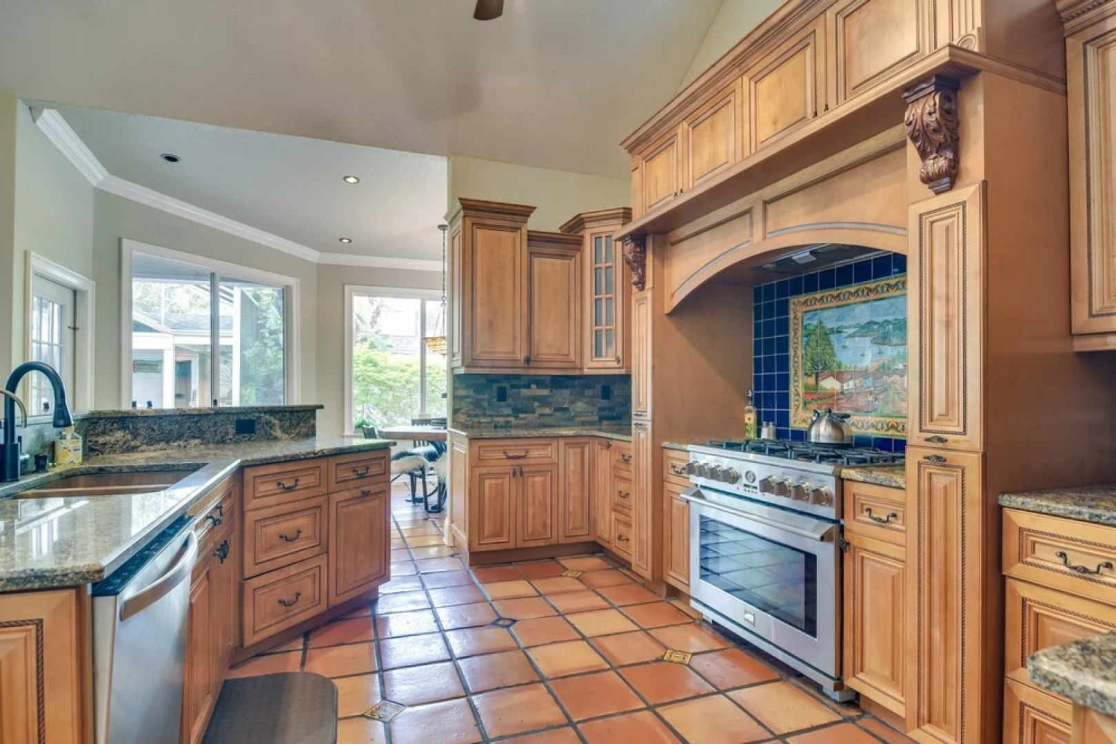 Palm Harbor Home w/ Private Pool, 4 Mi to Beach