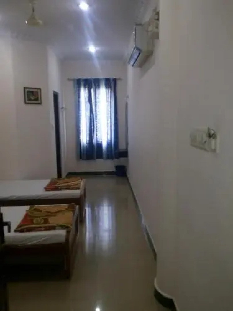 Hotel Nachiappa Palace