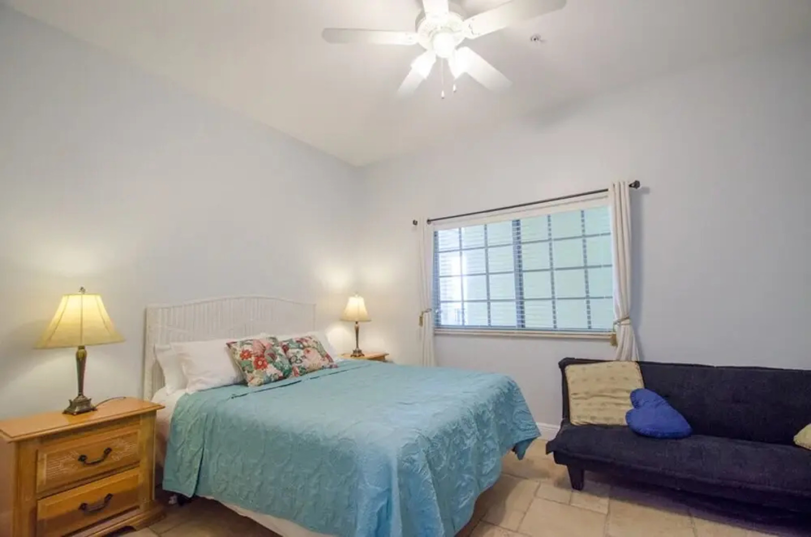 Vistalmar Three Bedroom Deluxe Apartment