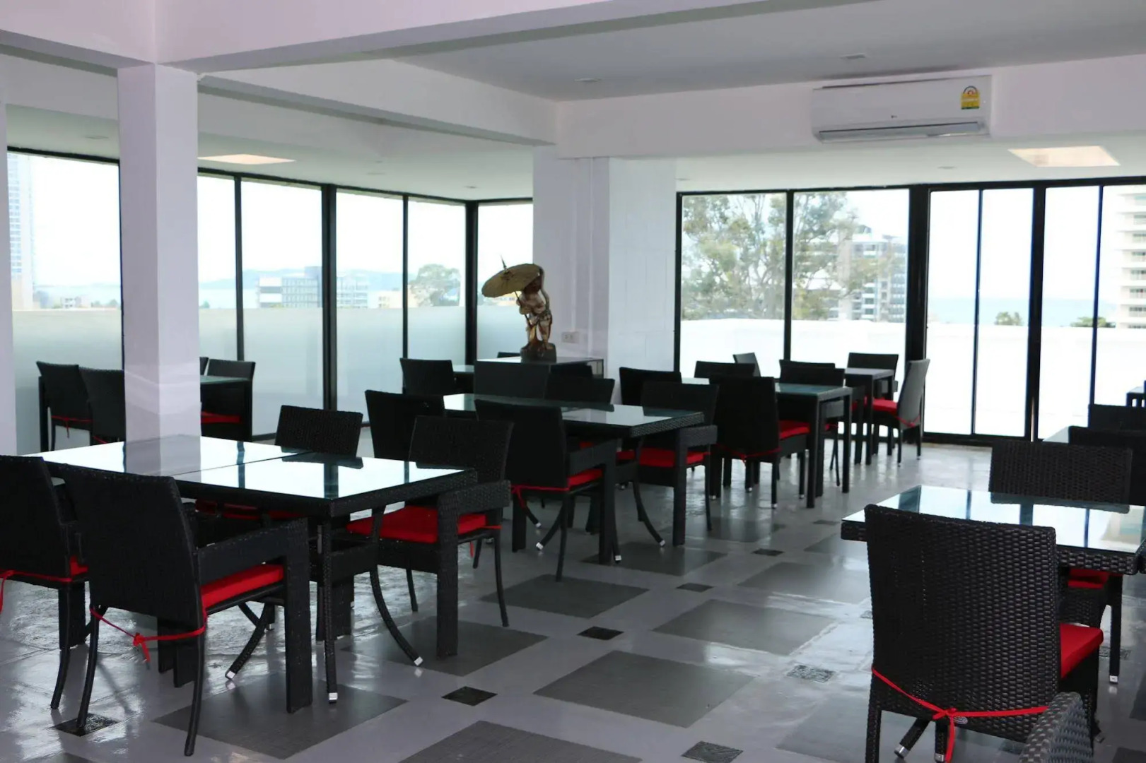 The Regizt Hotel Pattaya