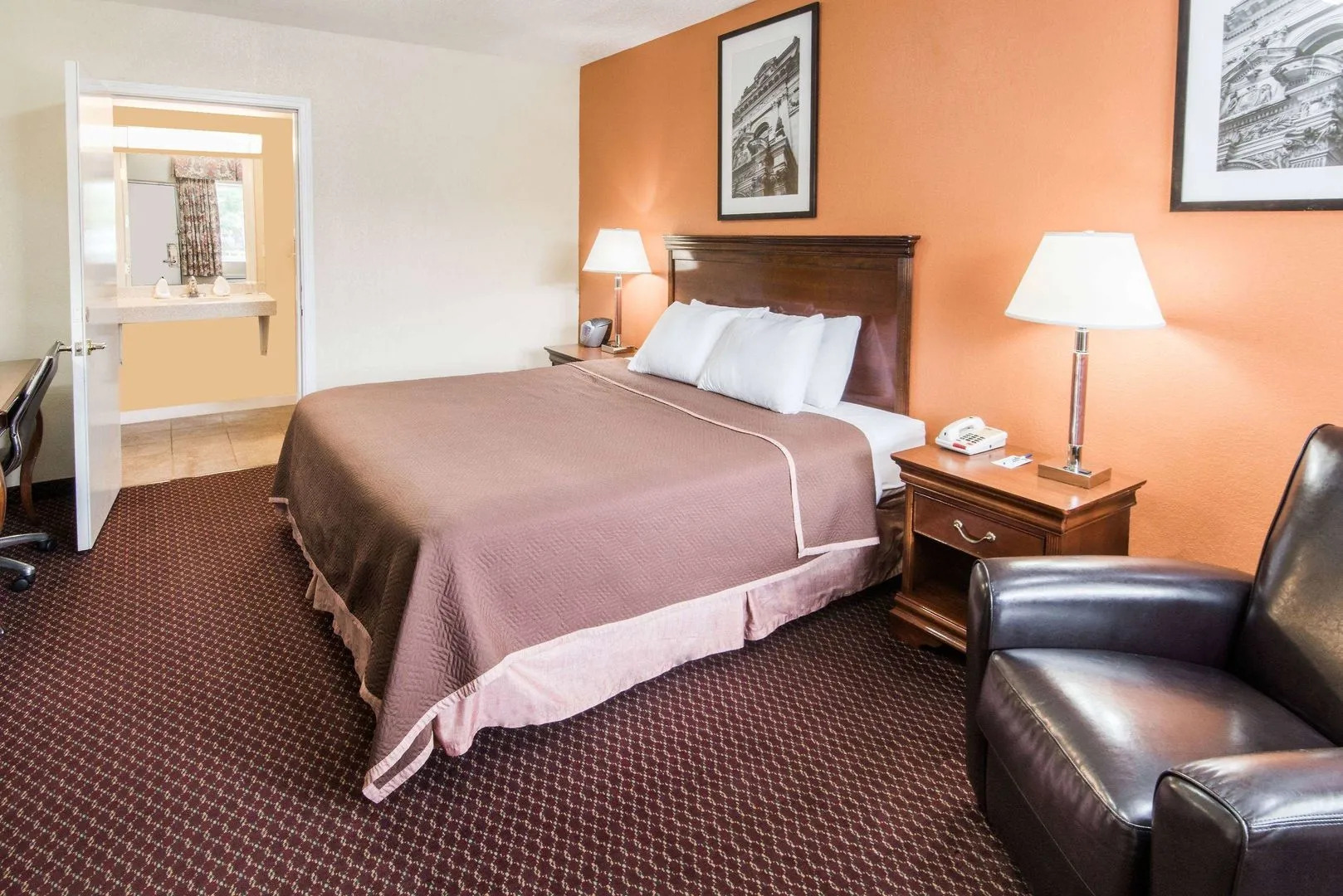 Grove City Travel Inn Columbus South