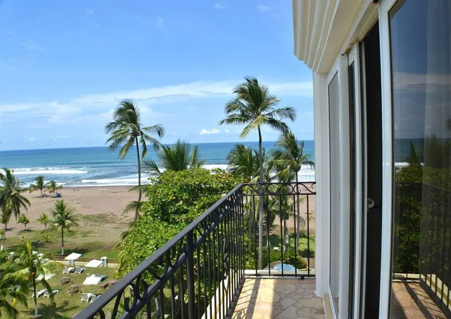 Acqua Residences