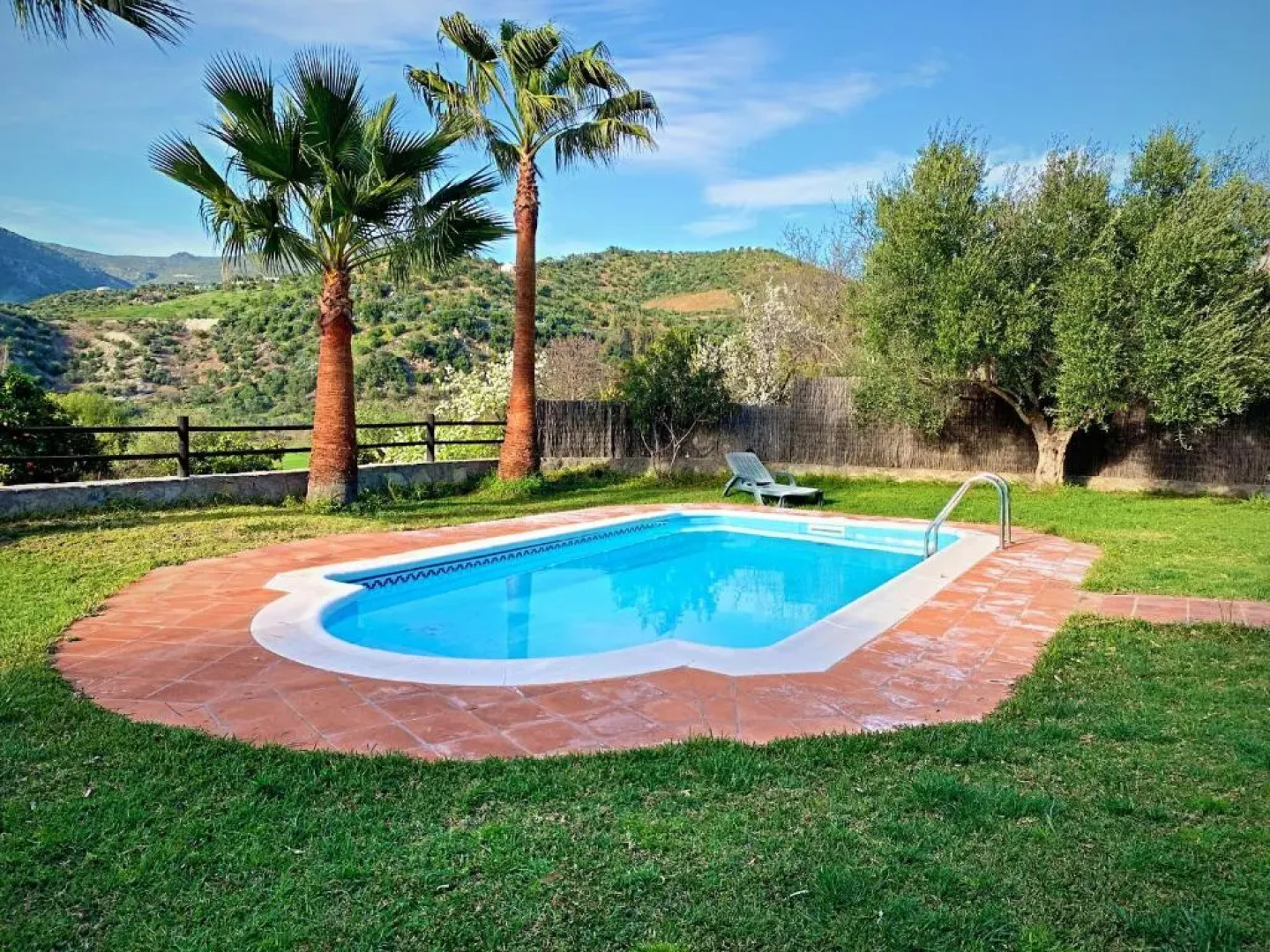 Acogedora casa rural en Zahara de la Sierra