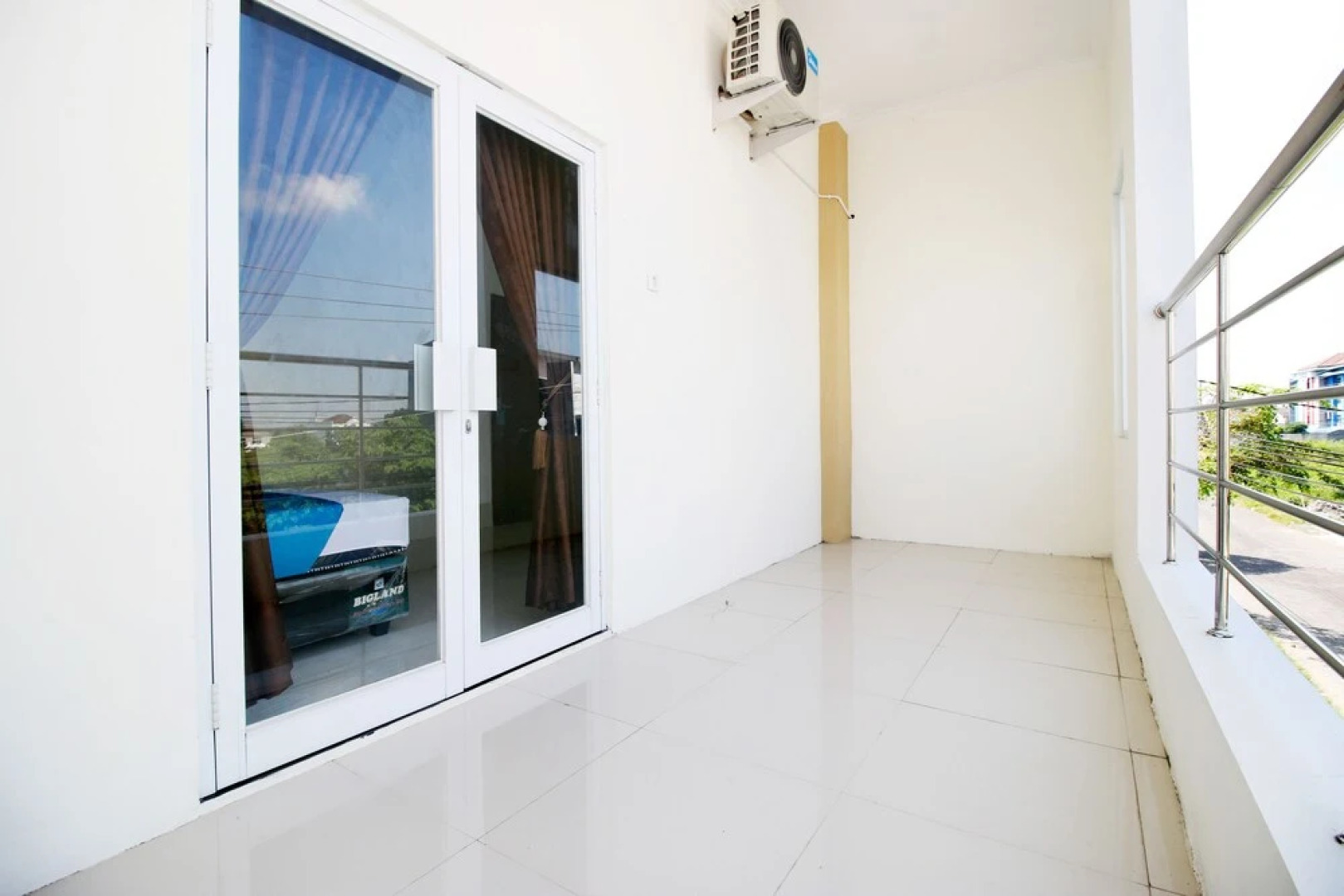 Airy Eco Solo Baru Diponegoro A8