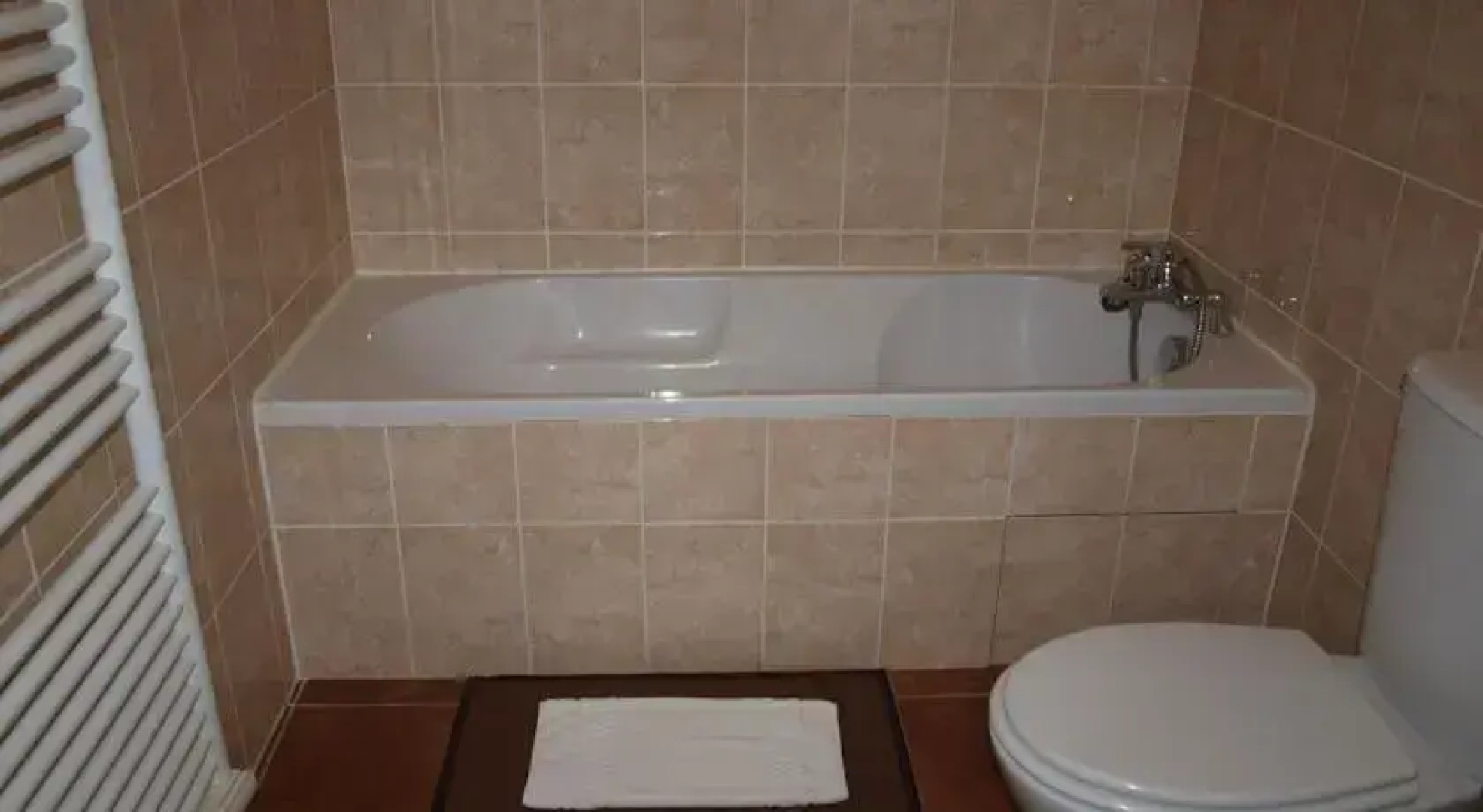 Monhotel